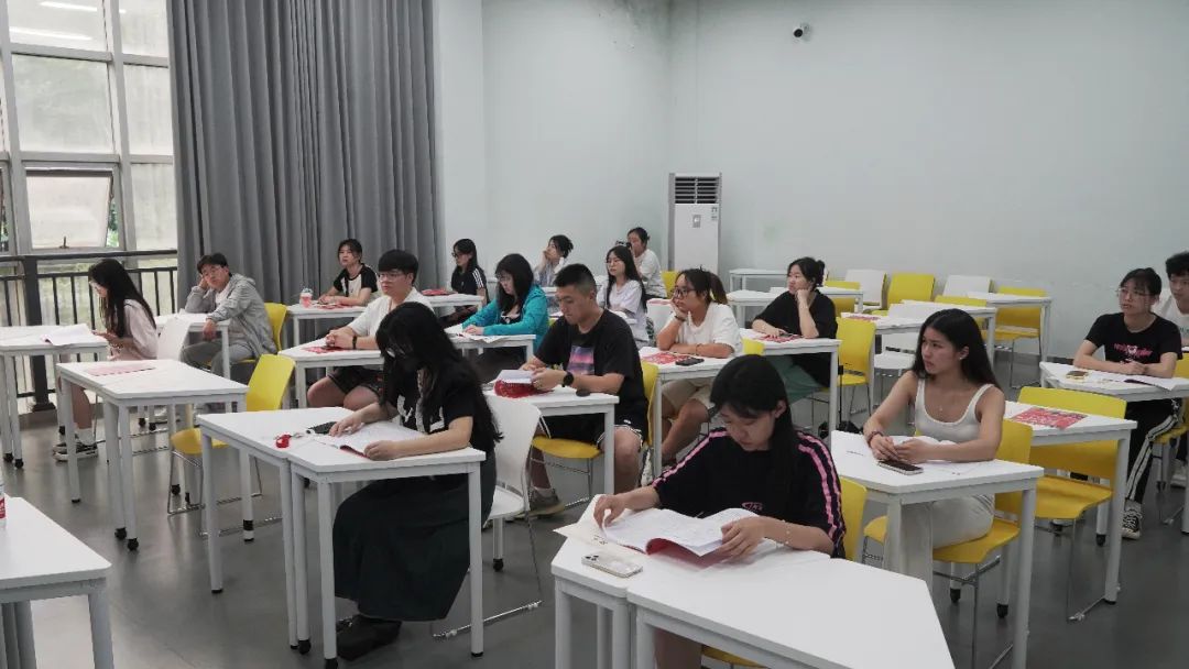 图片 图片